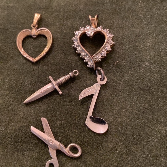 Sterling Silver Charm ❤️ - Picture 2 of 3